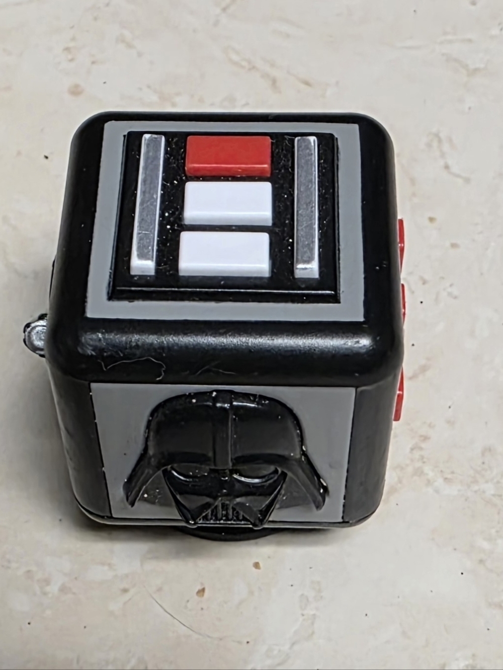 Rare ! Star Wars Darth Vader Fijix Super Shape fidget toy by Uncle Milton.